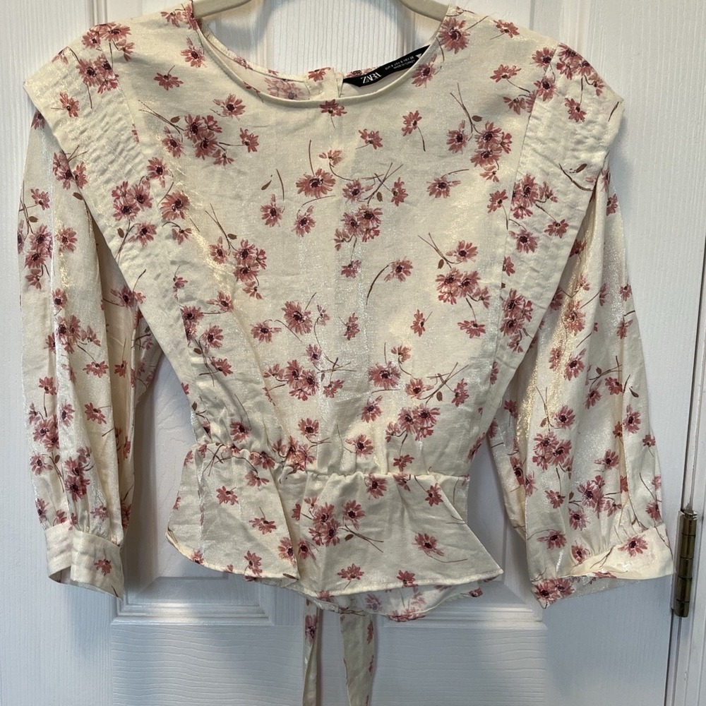 Zara Womens Ivory Pink Floral Viscose Blouse Size Small Tie Button Back Cropped